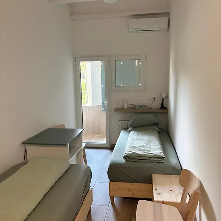 Industrial 7 Apartment